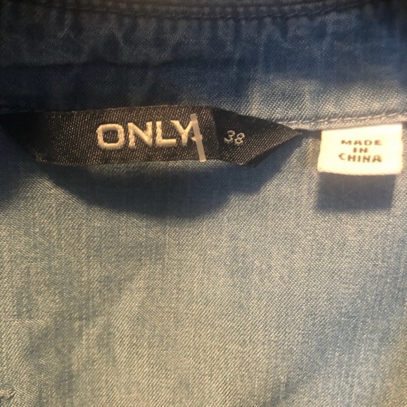 ONLY Pearl Denim Blouse - Picture 5 of 9
